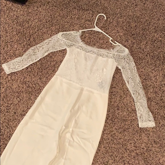 White lace jumpsuit - Picture 1 of 4